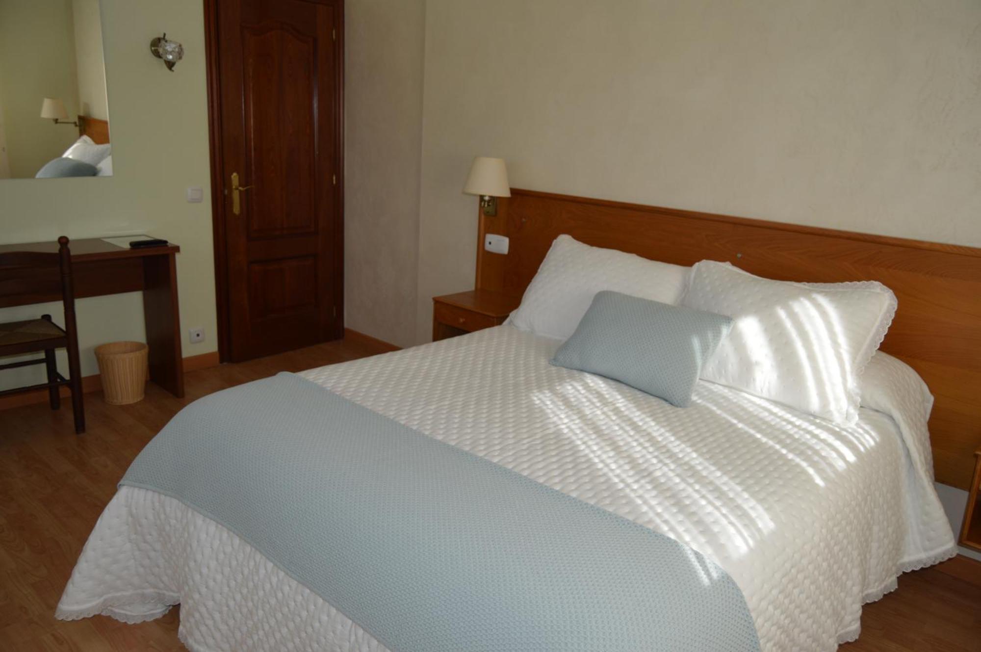 Hotel Restaurante Val Antas de Ulla Kamer foto